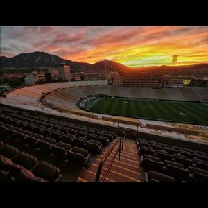 Meet your Posher, Justin